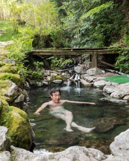Rotenburo Hebin-yu, Beppu Japan - Photos by François Cavelier
