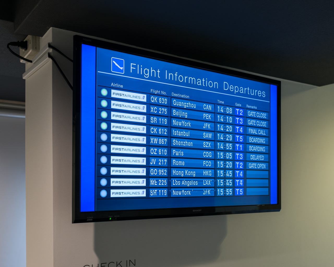 Αποτέλεσμα εικόνας για First Airlines. Virtual reality into a virtual flight.