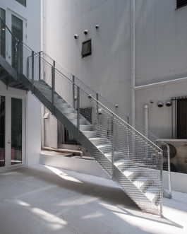 9h Nine Hours Hotel Capsule & Run. Takebashi Chiyoda Tokyo Japan. Architect Akihisa Hirata. Photo by Francois Cavelier for Monocle Magazine