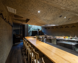 FALÒ Daikanyama Tokyo A lava-cave Italian-inspired Izakaya hidden away in the subsoil of a concrete building in the voguish Daikanyama sector. Francois Cavelier