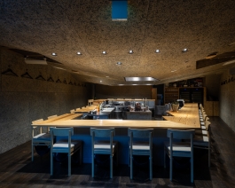 FALÒ Daikanyama Tokyo A lava-cave Italian-inspired Izakaya hidden away in the subsoil of a concrete building in the voguish Daikanyama sector. Francois Cavelier 