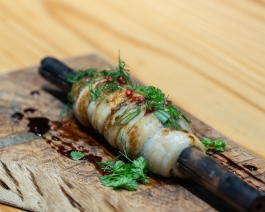 FALÒ Daikanyama Tokyo A lava-cave Italian-inspired Izakaya hidden away in the subsoil of a concrete building in the voguish Daikanyama sector. Francois Cavelier