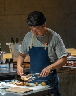 FALÒ Daikanyama Tokyo A lava-cave Italian-inspired Izakaya hidden away in the subsoil of a concrete building in the voguish Daikanyama sector. Francois Cavelier