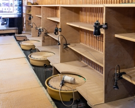 SAIDEIGAMA Jingumae Shibuya located in the fancy Omotesando area, Saideigama studio offers the largest pottery workshop ancestral Japanese craft